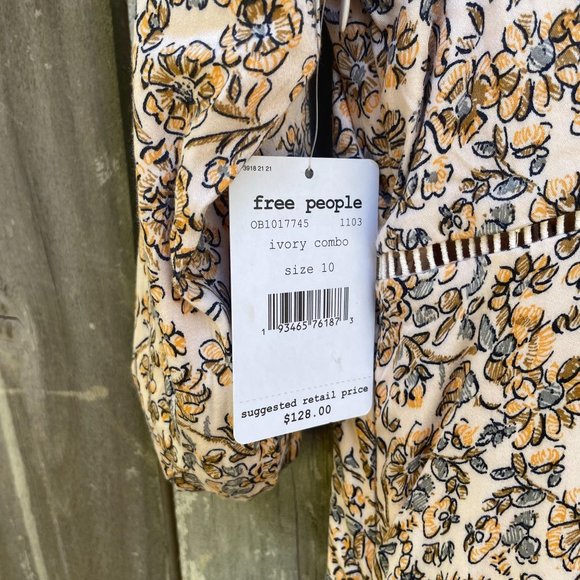 Free People Boheme Mini Dress in Ivory Floral Long Sleeved Open Back Size 10 New - Picture 11 of 12